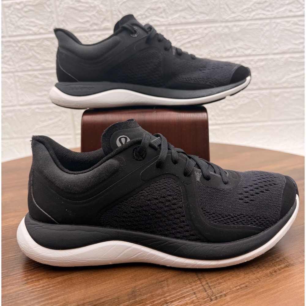 Lululemon Chargefeel Workout Low Women 6.5 Black Good Cross Training Sneakers